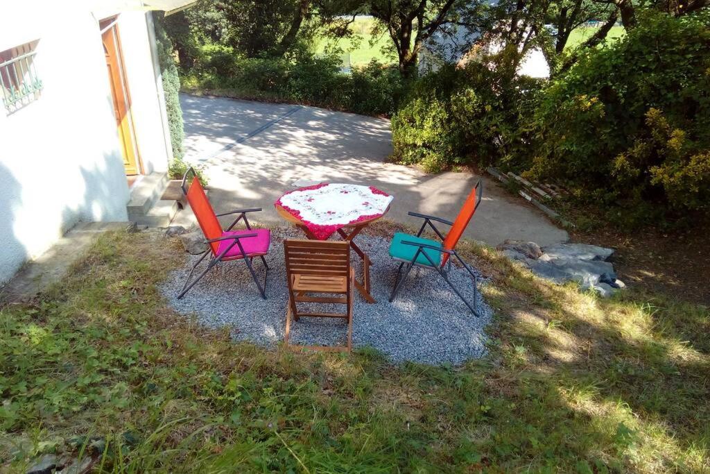 Duplex At The Foothills Of The Pyrenees Apartment Geu Luaran gambar
